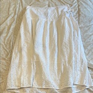 Ann Taylor White Eyelet Skirt